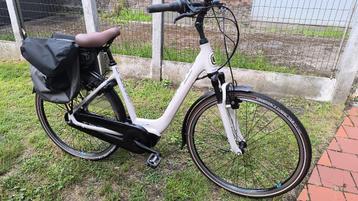 Vélo électrique Giant pour femmes, 51 à 55 cm, 50 km par batterie ou plus, Enlèvement, Giant