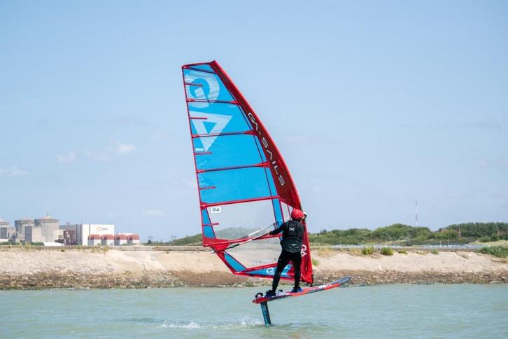 Windfoil pack : Planche + Foil + 2 gréements, Watersport en Boten, Windsurfen, Gebruikt, Complete set, Met draagtas, Ophalen