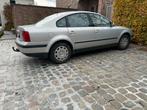 Passat 1999 met schade, 112700 km, zeer goede motor, Auto's, Voorwielaandrijving, 4 deurs, Stof, 4 cilinders