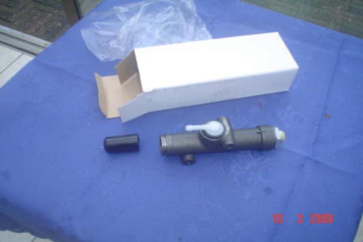 fiat x1/9 hoofdrem cylinder , hoofd koppeling cylinder, Auto-onderdelen, Remmen en Aandrijving, Fiat, Ophalen