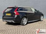 Volvo V60 2.4 D6 AWD Plug-In Hybrid Summum | Leder | Cruise, Auto's, Volvo, Automaat, 48 g/km, Zwart, Break