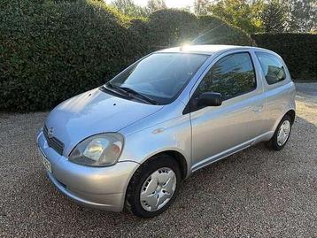Toyota Yaris 1.0 i Benzine 1 ste eigenaar 67000km !!! beschikbaar voor biedingen