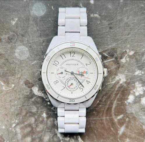 Montre Tommy Hilfiger, Kleding | Dames, Riemen en Ceinturen, Zo goed als nieuw, Ophalen of Verzenden