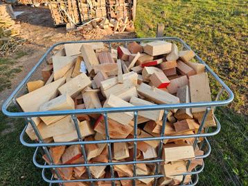 1 bak zacht droog brandhout  beschikbaar voor biedingen