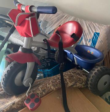 2 kinderfietsen smoby te koop  beschikbaar voor biedingen
