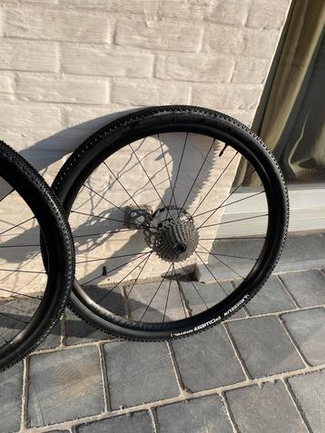 Trek Bontrager Paradigm / nieuwe gravelbanden beschikbaar voor biedingen
