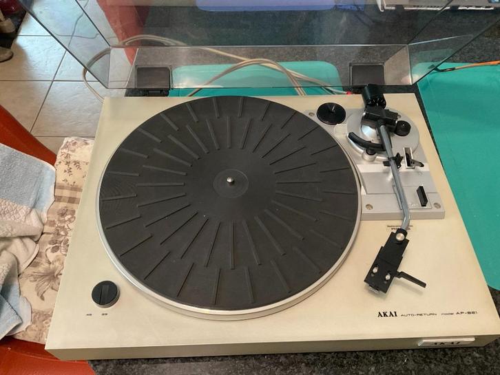 Akai AP - B21 platenspeler, Audio, Tv en Foto, Platenspelers, Gebruikt, Platenspeler, Akai, Ophalen