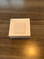 Apple 70W USB-C Power Adapter - Nieuw!, Computers en Software, Laptop-opladers, Ophalen of Verzenden, Nieuw, Apple