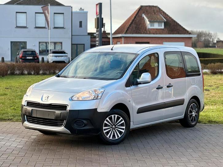 Peugeot Partner 1.6 diesel, Auto's, Peugeot, Bedrijf, Te koop, Partner Tepee, Diesel, Euro 5, Overige carrosserie, 4 deurs, Handgeschakeld