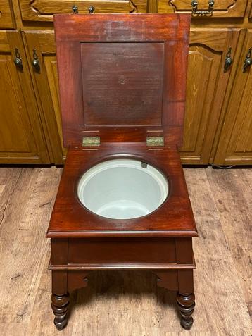 Antieke po pot villeroy en boch dresden beschikbaar voor biedingen