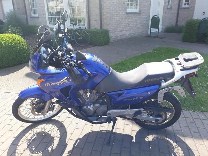 Honda Transalp 650 - Betrouwbare allroad, gekeurd, Motoren, Motoren | Honda, Particulier, Toermotor, meer dan 35 kW, 2 cilinders
