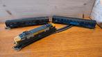 NS locomotief en 2 wagons, Ophalen, NS, Märklin, Gebruikt