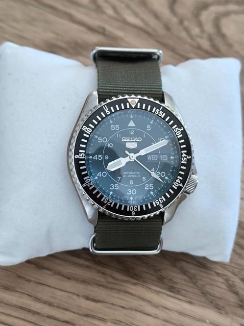 seiko skx007 / skx009 pilot / military 7S26, Handtassen en Accessoires, Horloges | Heren, Zo goed als nieuw, Polshorloge, Seiko