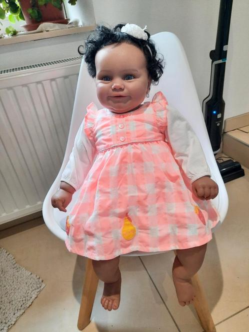 Poupée réaliste, Kinderen en Baby's, Speelgoed | Poppen, Zo goed als nieuw, Babypop, Ophalen of Verzenden
