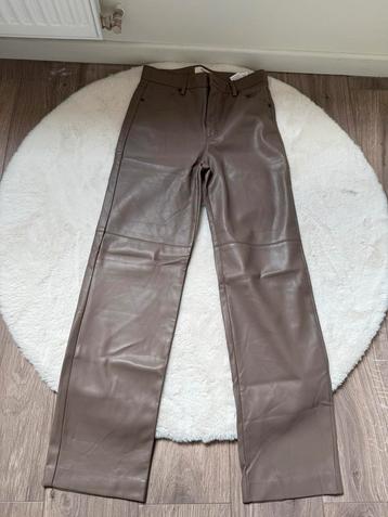 Broek pull & Bear, Neuf, Taille 38/40 (M), Brun, Pull & Bear
