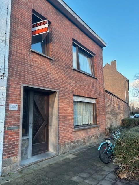 Te renoveren woning TE KOOP., Immo, Huizen en Appartementen te koop, Oostende, tot 200 m², Tussenwoning, Verkoop zonder makelaar