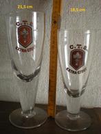 C.T.S Twee verschillende oude glazen (maat), Ophalen of Verzenden, Zo goed als nieuw, Glas of Glazen