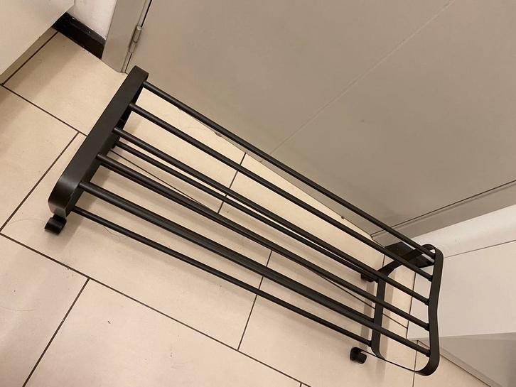 Étagère à chaussures IKEA, Maison & Meubles, Armoires | Étagères à chaussures, Comme neuf, Enlèvement