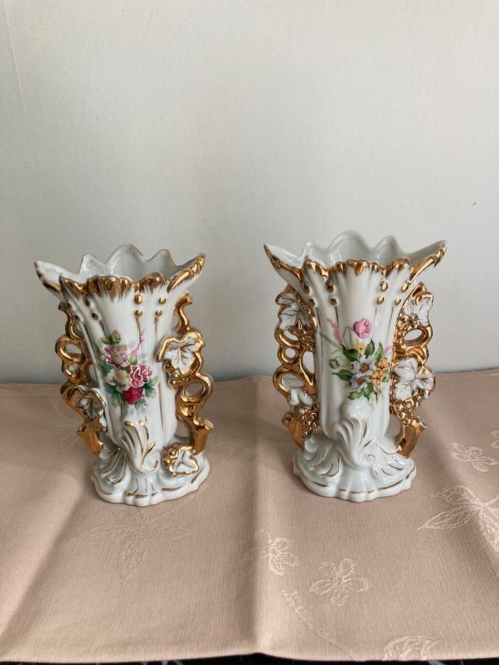 2 magnifiques vases de mariée français en porcelaine, Antiquités & Art, Antiquités | Porcelaine, Enlèvement ou Envoi