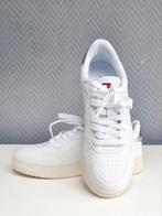 Baskets tommy Hilfiger neuves, Kleding | Dames, Schoenen, Ophalen, Wit, Nieuw, Sneakers