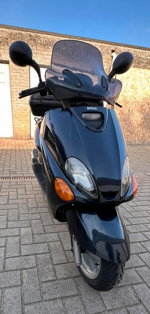 Yamaha Majestic 125 cc, Fietsen en Brommers, Scooters | Piaggio, Zo goed als nieuw, Ophalen