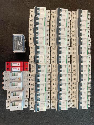 Schneider automaten - differentieel - overspanning beveilig, Enlèvement, Utilisé