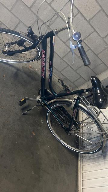 fiets beschikbaar voor biedingen