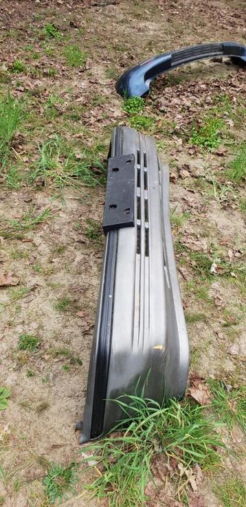 CRIYSLER VOYAGER VOORBUMPER BJ 92 TOT 96 beschikbaar voor biedingen