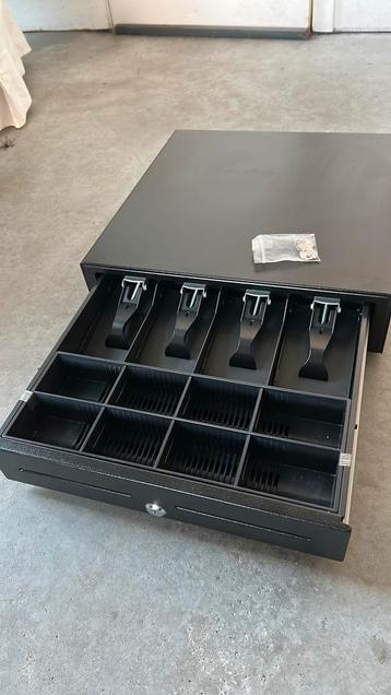 Kassalade geldkoffer kassa 41x41x11cm beschikbaar voor biedingen