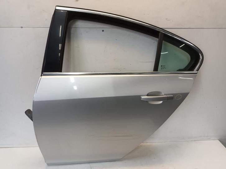 PORTIER LINKS ACHTER Opel Insignia (01-2008/03-2017), Auto-onderdelen, Carrosserie, Deur, Opel, Achter, Links, Gebruikt