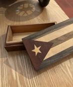 Massief houten kistje met Cubaanse vlag, Huis en Inrichting, Ophalen of Verzenden, Zo goed als nieuw
