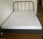 Bed 1,40x2 met matras, Ophalen, Zo goed als nieuw