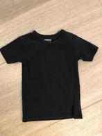 Zwarte shirt Zeeman 110/116  V hals, Kinderen en Baby's, Kinderkleding | Maat 110, Ophalen, Zeeman, Jongen of Meisje, Shirt of Longsleeve
