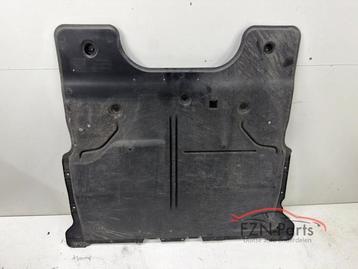 VW T-Cross 2GM Bodem bescherm plaat motorzijde beschikbaar voor biedingen