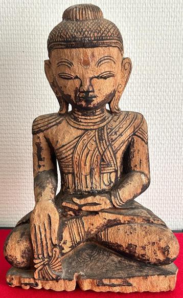 Buddha Sculpté en Bois - Birmanie - 18ème Siècle