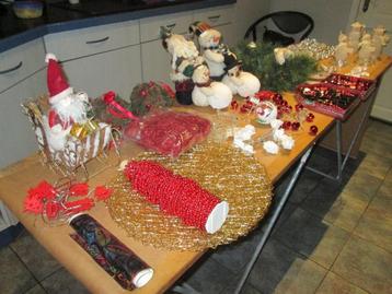 mooi lot kerstversieringen boom en interieur rommelmarkt beschikbaar voor biedingen