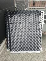 Nieuwe grind stabilisatie matten, Ophalen, Zo goed als nieuw, Grind