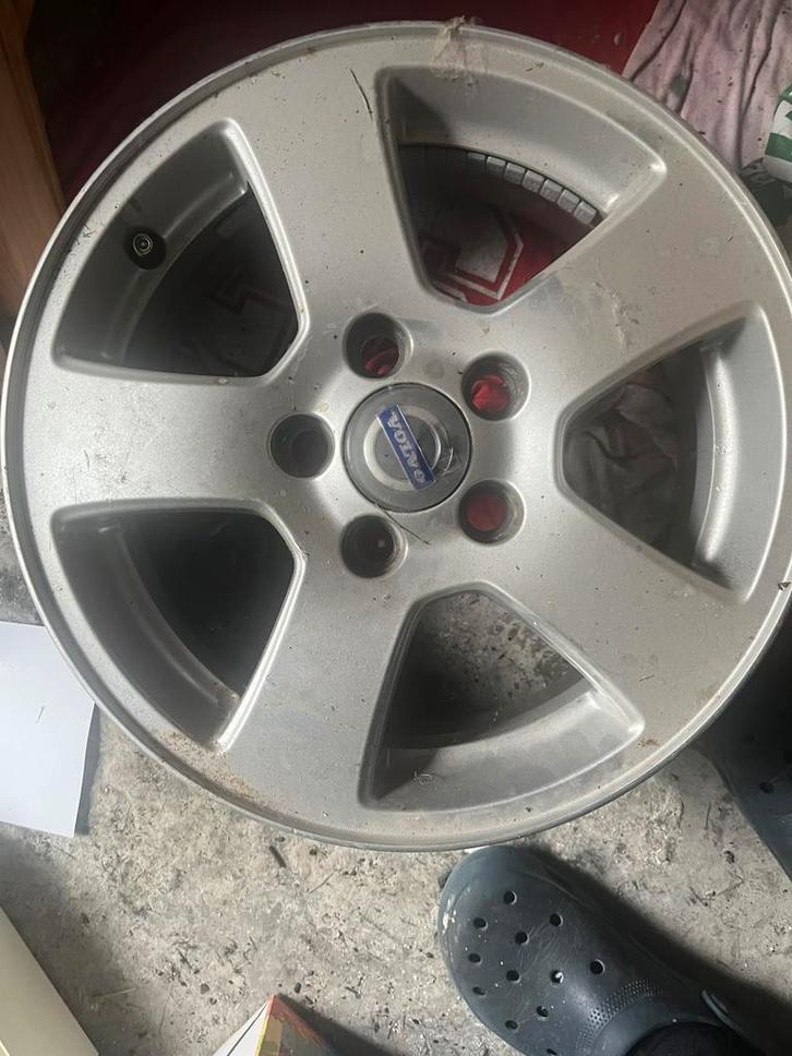 Alerlei auto onderdelen, Auto-onderdelen, Banden en Velgen, Banden en Velgen, All Season, 15 inch, Gebruikt, Ophalen