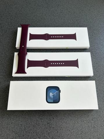Apple Watch 9 45mm Midnight Sport Band - M/L - Cel - AS NEW! beschikbaar voor biedingen