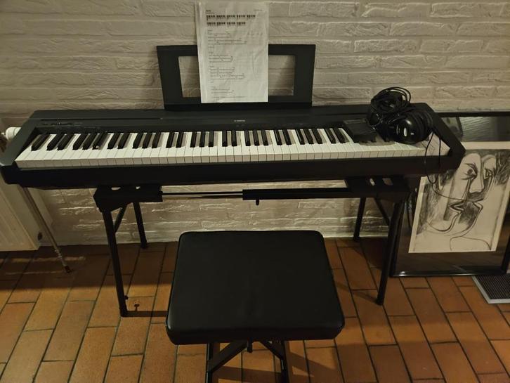 Piano Yamaha, Hobby en Vrije tijd, Elektronica-componenten, Zo goed als nieuw, Ophalen