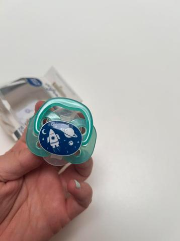 Verschillende fopspenen. Allemaal nieuw!! beschikbaar voor biedingen