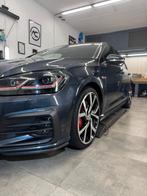 VW Golf 7.5 GTI Performance 245pk Panodak DCC Winterpakket, Auto's, Volkswagen, 4 deurs, 4 cilinders, Blauw, Leder