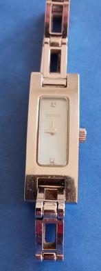 Vintage Gucci Horloge voor Dames. Model L3900., Handtassen en Accessoires, Horloges | Dames, Met strass, Overige merken, Staal