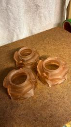 Oude lampenkapjes, Ophalen