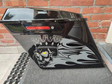 Harde zijkoffers stretched Harley TOURING 97 – 13 beschikbaar voor biedingen