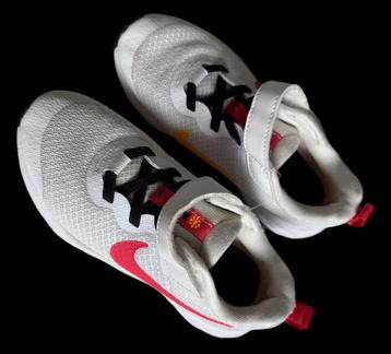 Nike maat 30 beschikbaar voor biedingen