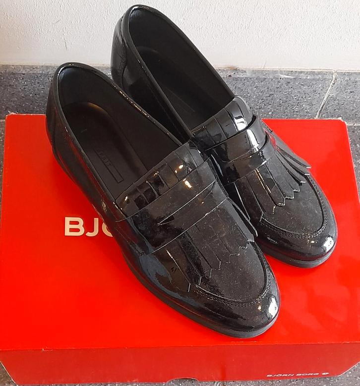 Esprit loafers, Vêtements | Femmes, Chaussures, Comme neuf, Sabots, Noir, Enlèvement