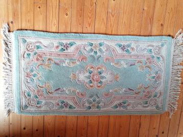 Vintage handgeknoopt tapijt beschikbaar voor biedingen