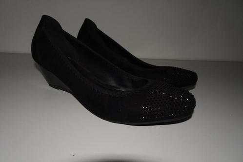 chaussure compensée noire femme pointure 37 . pointe scintil, Vêtements | Femmes, Chaussures, Porté, Escarpins, Noir, Enlèvement ou Envoi