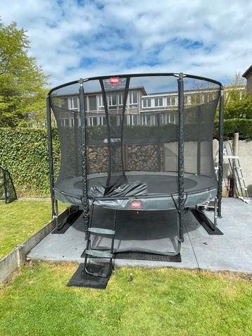 Berg Trampoline 330cm Jumping Style, Kinderen en Baby's, Speelgoed | Buiten | Trampolines, Ophalen, Gebruikt